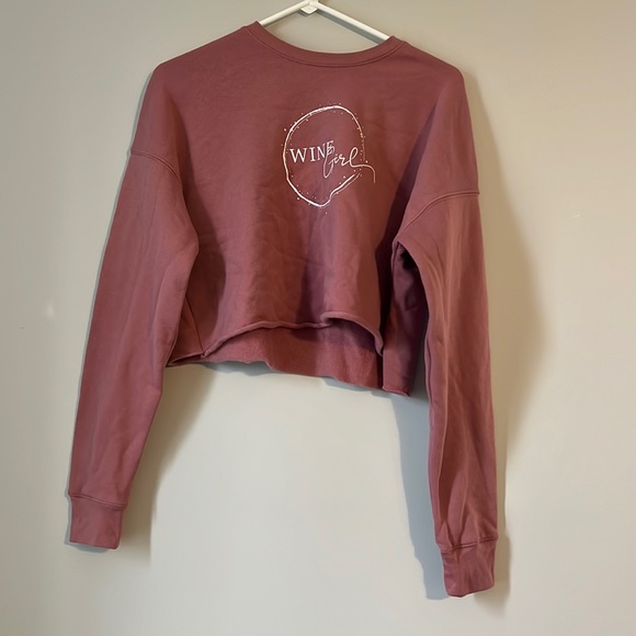 Wine girl crop sweatshirt - Picture 1 of 2